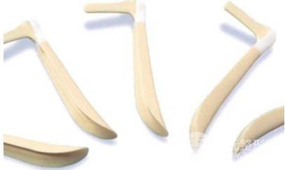 膨体隆鼻会变形吗