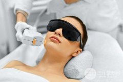 对午餐美容感兴趣？来看光子嫩肤的价位是多少？