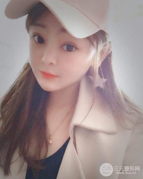 做完拉皮手术12天