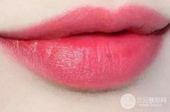 9种唇型图m唇 又美又欲，这样的嘴唇你想要吗？