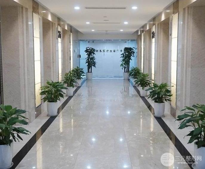 上海星璨整形医院哪个医生较好?人气医生名单+真实案例果~