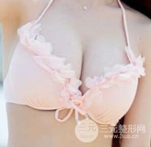 终于缩小了自己比较大的胸部