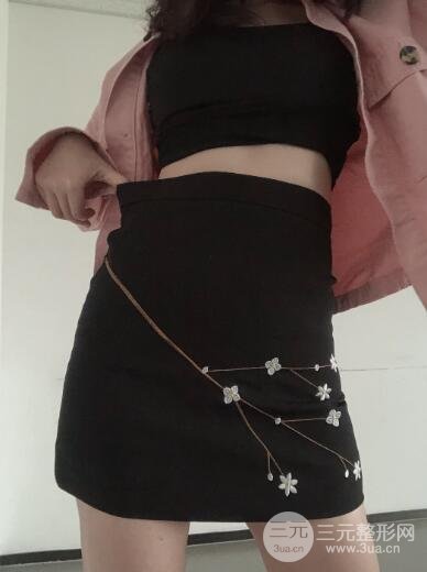 腰腹吸脂手术后