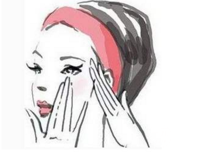 怎样快速去除鱼尾纹