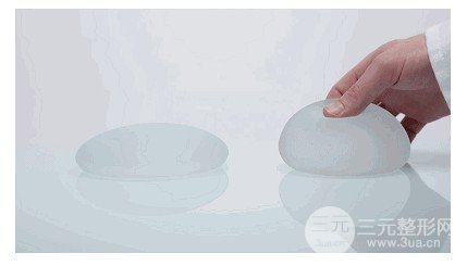 硅胶假体丰胸能保持一辈子吗