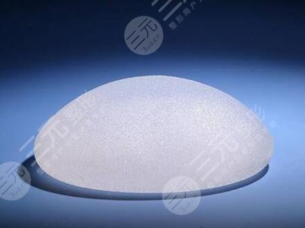 进口假体隆胸什么牌子好?价格是多少?