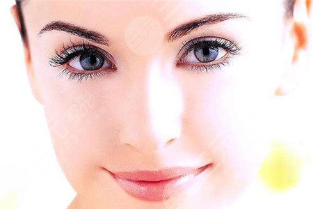 8mm双眼皮恢复后是多宽