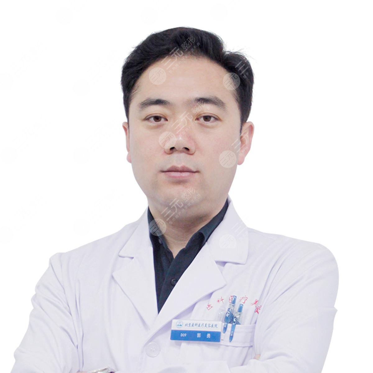 郭勇医生在哪里坐诊附发际线种植案例简直就是秃头少女的福音