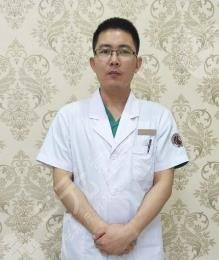 合肥新生植发医生简介