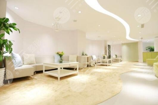 上海蝶羽明星院长是谁?特色整形项目|价格表|双眼皮整形案例