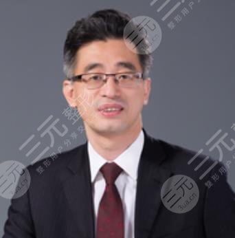 上海华山医院植发医生