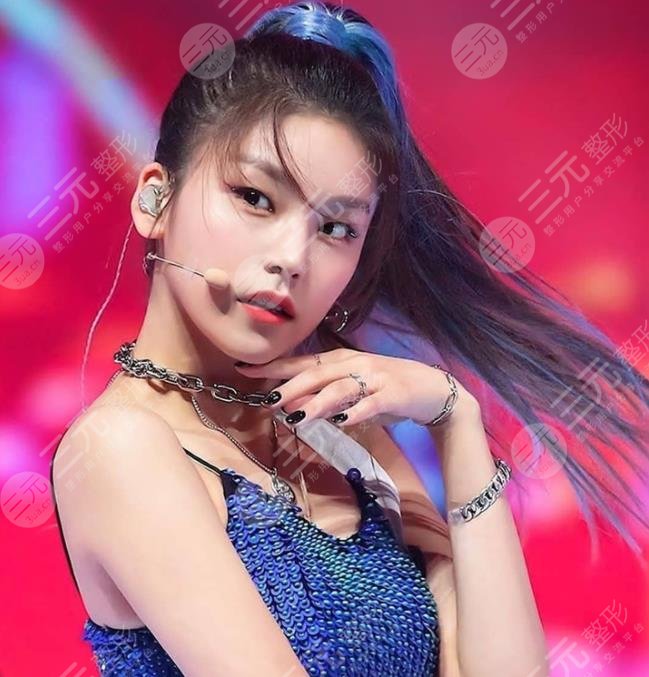 ITZY“狐狸系”长相女爱豆黄礼志Yeji颜值如何？这种颜好看吗？