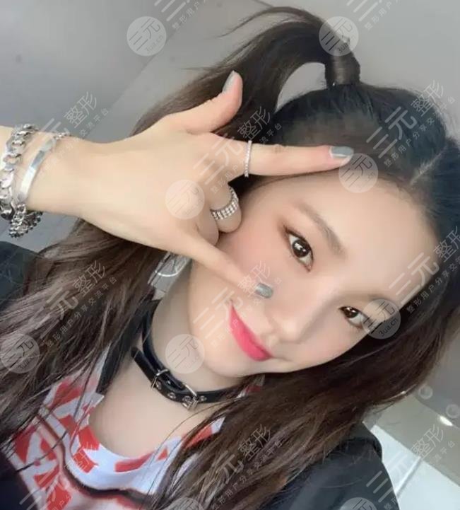 黄礼志Yeji颜值怎么样?