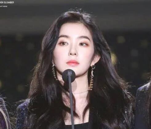 30岁依旧霸屏四代颜值担当的艾琳到底美在哪