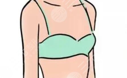 妙桃琴面假体隆胸 不带胸罩自然就有乳沟