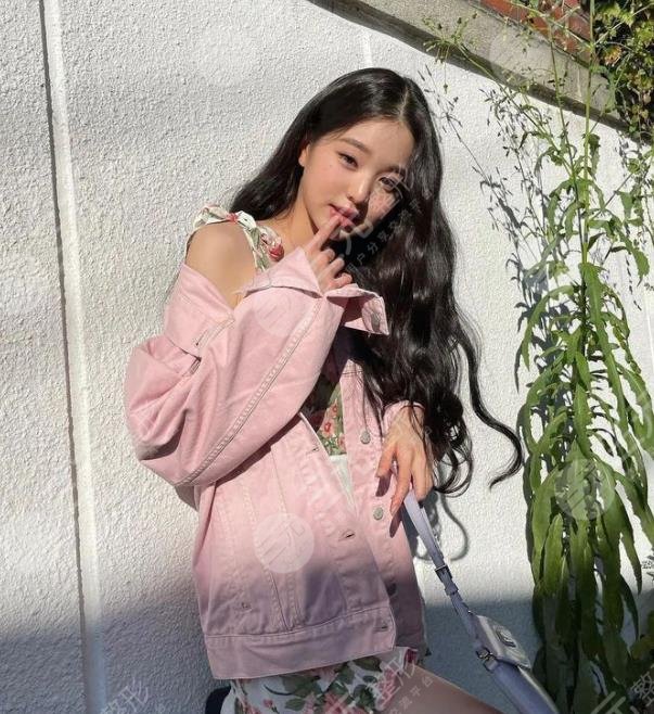 04年出生张元英IVE新团出道“油腻”了?