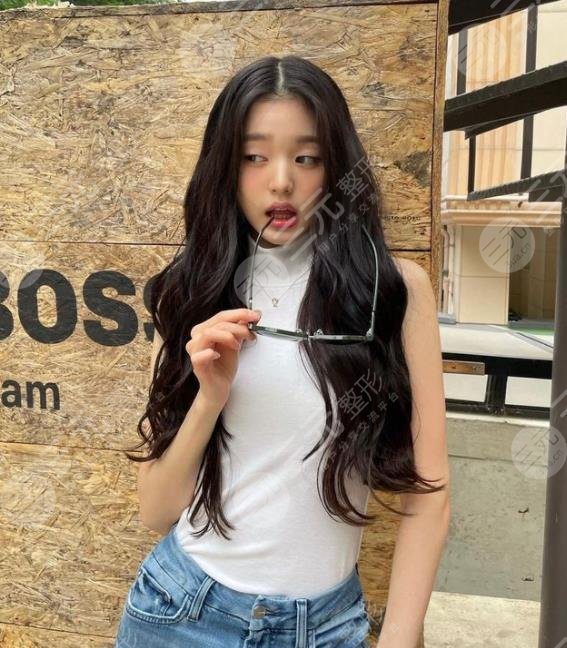 04年出生张元英IVE新团出道“油腻”了?