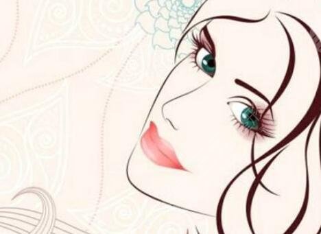 丰唇手术前后对比照片