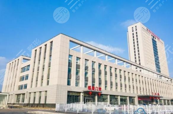 利川市民族中医院皮肤科