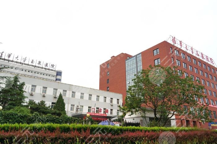 清华大学玉泉医院隆胸多少钱案例尝试了很多方法还是手术靠谱