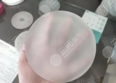 曼托毛面价格多少钱？2022假体隆胸攻略分享，术前必看！