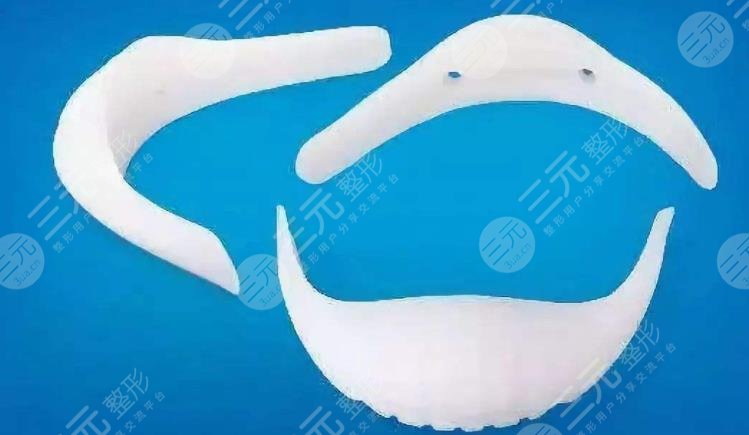 垫下巴