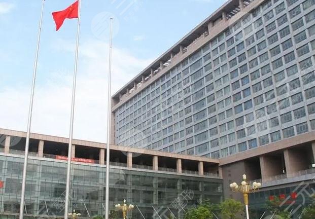 合肥隆鼻医生前三的有哪些?安徽省立医院整形科赵李平医生