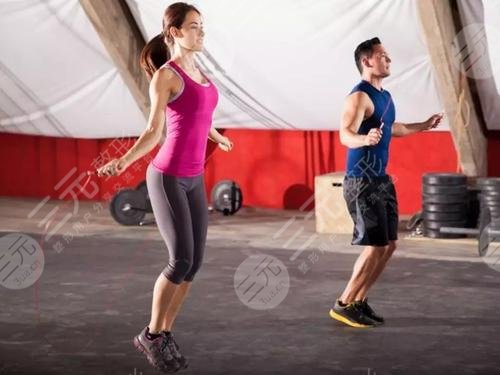 跳绳减肥的正确方法一天跳多少能GET果