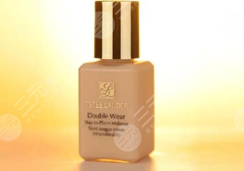 雅诗兰黛粉底液好吗?