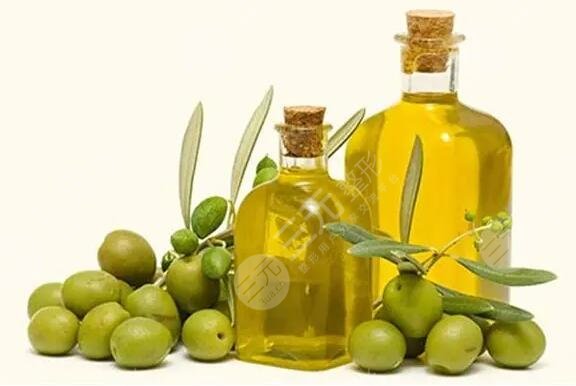 橄榄油去除妊娠纹需要配合使用身体乳么?