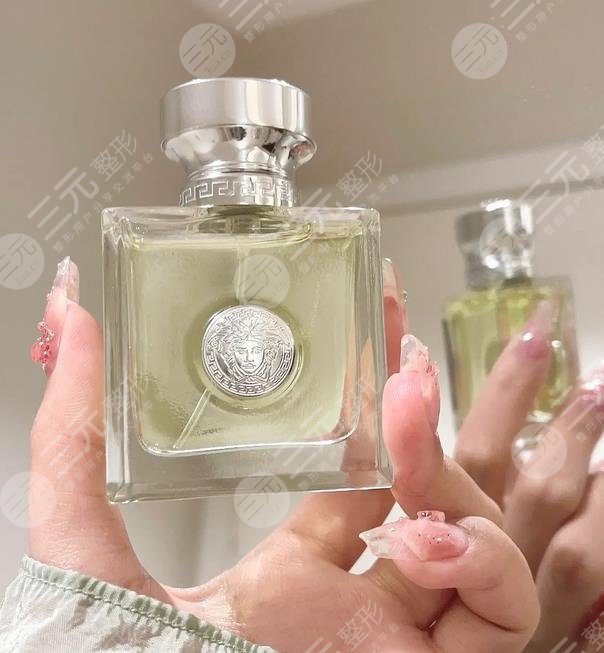 范思哲香水女士哪款好？