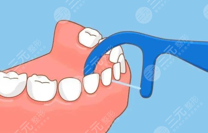 牙齿矫正刷牙
