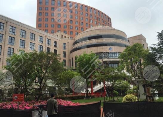 上海中山医院正畸费用多少？口腔科资料信息|医生简介|科室价格表有！