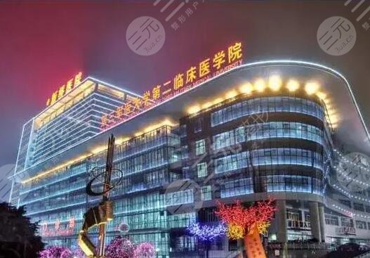 重庆新桥医院种植牙多少钱一颗?