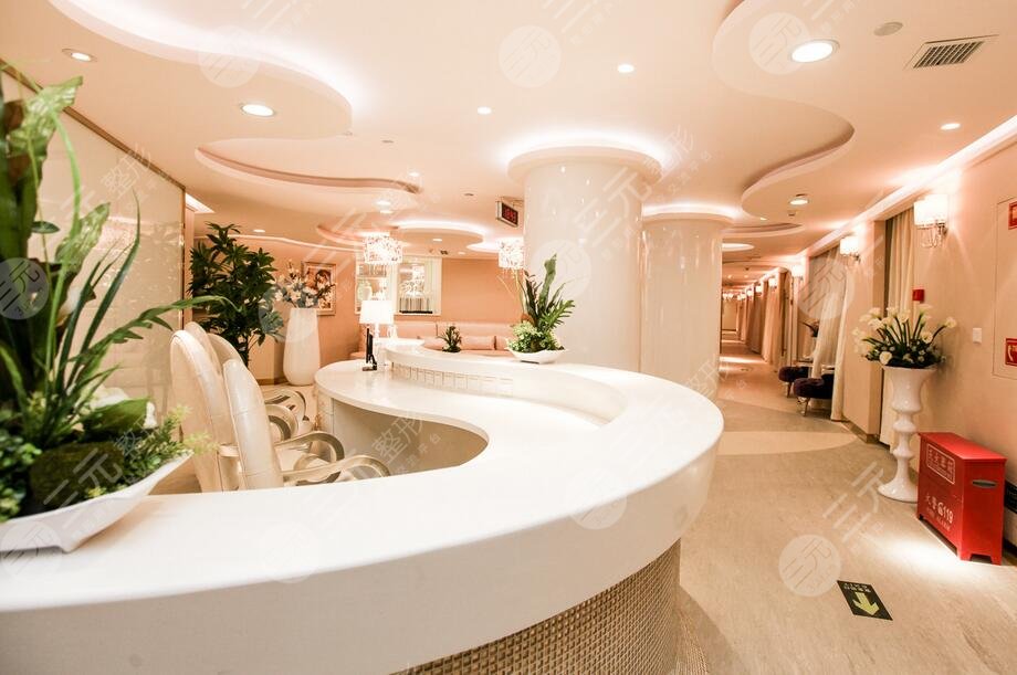 成都华生铂悦医疗美容医院